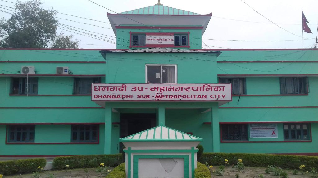 चिसोको कारण धनगढीका सामुदायिक विद्यालय बन्द