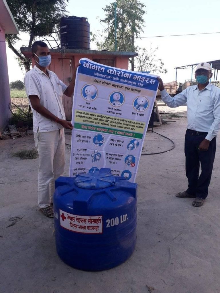 नेपाल रेडक्रस सोसइटी जिल्ला शाखा द्वारा लालझाडि गापामा खानेपानी टंकी हस्तारुन्तरण