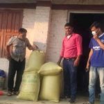 दिनेश राना करिहए नौरंगा औ बिनबारी कि क्वारेन्टाइमे बैठनबाले व्यक्तिनके ताँहि चालल सहयोग