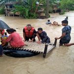 अविरल वर्षापछि आएको बाढीमा बगेर कैलालीमा ३ जना बेपत्ता, सयाैँ घर डुवानमा