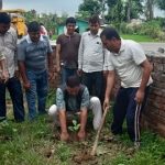 शिव आबि को परिसरमा स्वच्छ र हरियाली बाताबरणको निम्ति बृक्षारोपण , पुर्व समाजिक मन्त्रि साेडारी