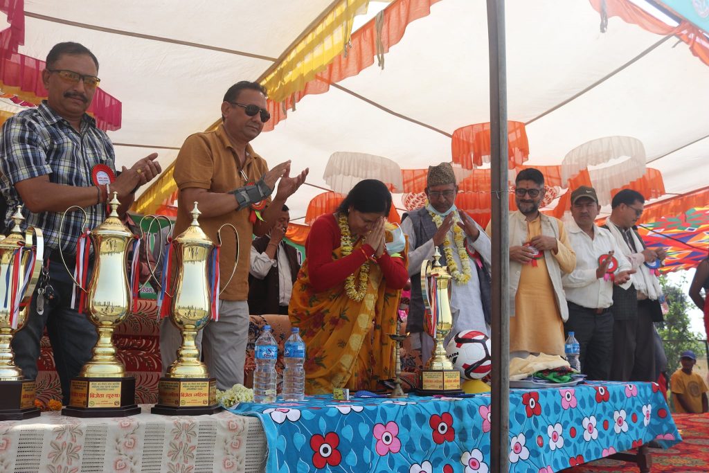 धनगढीमा मेयर, उप–मेयर कप फुटवल प्रतियोगिता सुरु