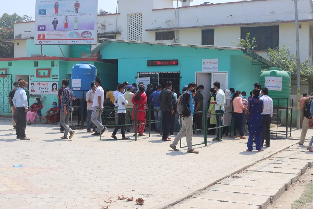 पिसिआर परीक्षण ल्यावको क्षमता भन्दा स्वाव संकलन हुदा समस्या