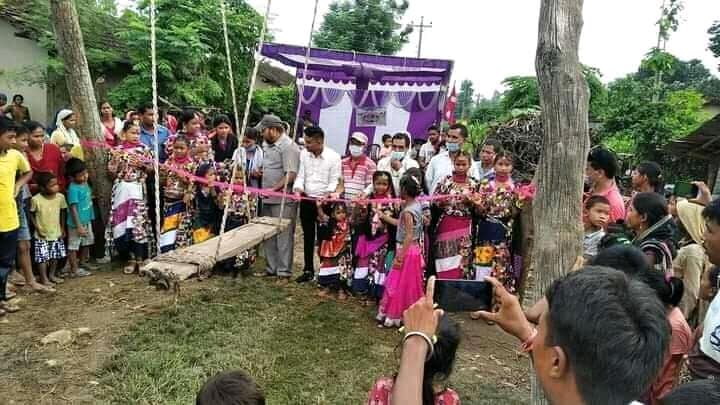 रानाथारू सामुदायमा तिजको रोनक, गाउँ-गाउँमा तिजको चहलपहल बढदै