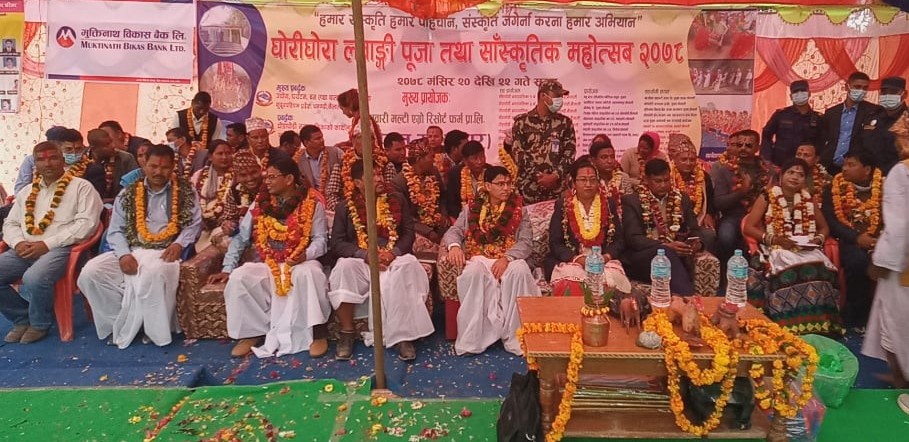 मुख्यमन्त्री भट्ट द्वारा घोडाघोडी लवाङ्गी पूजा उद्याटन