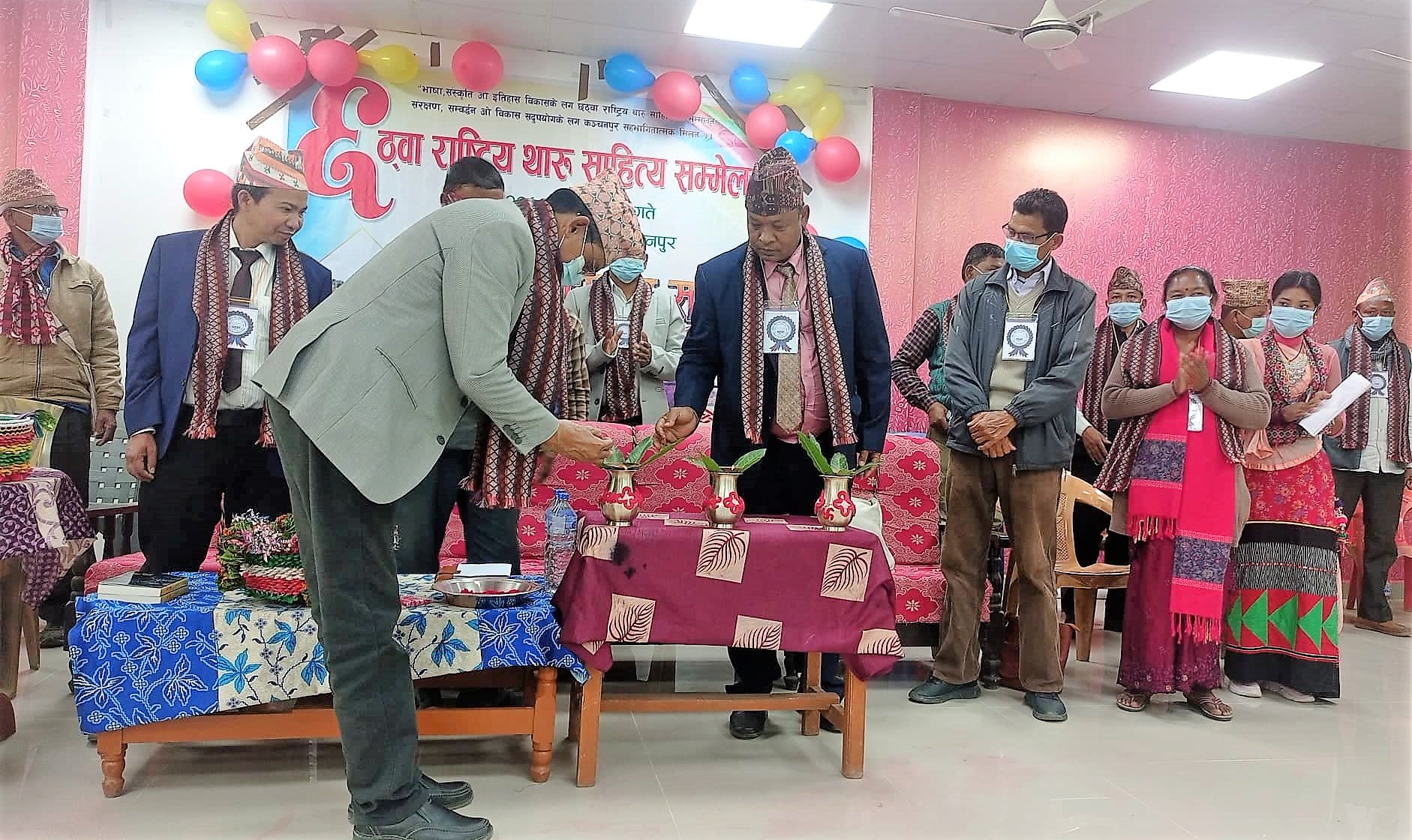 कञ्चनपुरमा छठाव राष्ट्रिय थारु साहित्य सम्मेलन शुरु