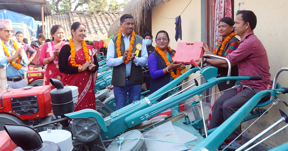 सुदुरपश्चिमका किसानहरुलाई आत्मानिर्भर बनाएका छौ, कृषि मन्त्री चौधरी