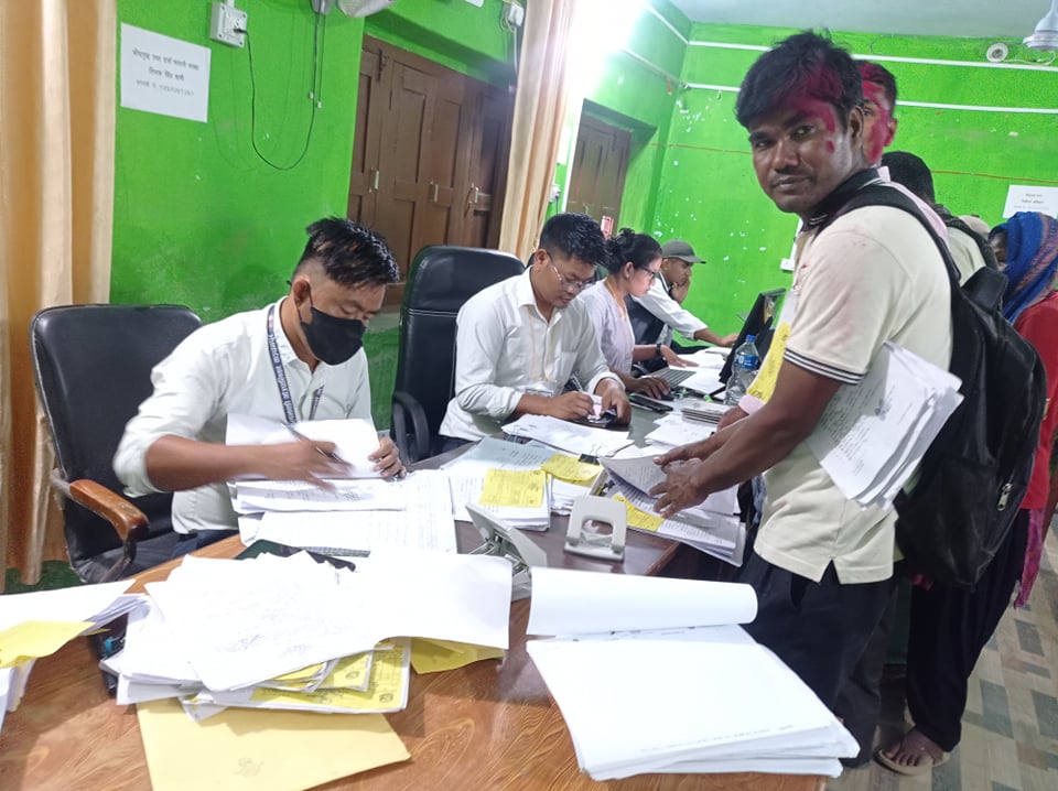 लालझाडी गाउँपालिकामा वडा नं ४ को वडाअध्यक्षमा पुनः बहादुर रानाले उमेदवारी दिए