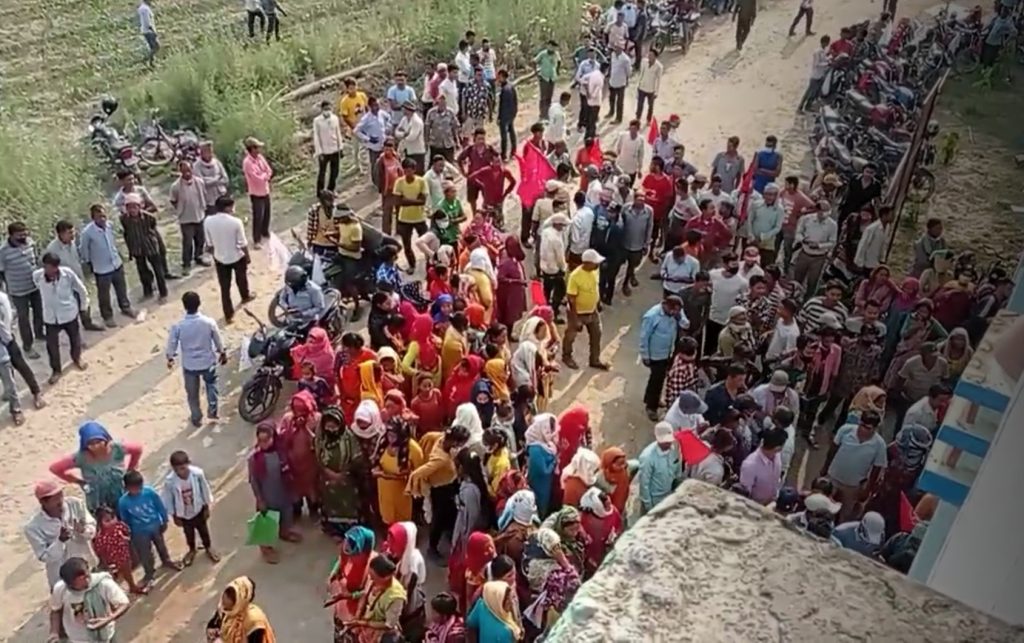 नेकपा माओवादी केन्द्रबाट लालझाडी गाउँपालिकामा प्रमुखका लागि मदन सेन बडायक र उपप्रमुखमा सत्य देवीले उम्मेदवारी