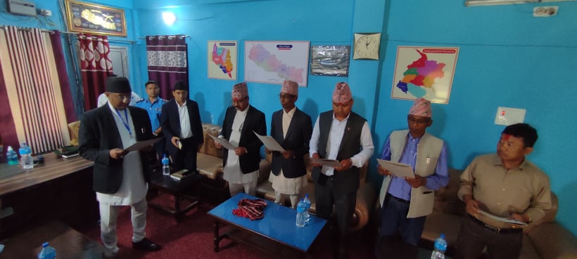 कञ्चनपुरके पाँच पलिकामे प्रमुख सपथ ग्रहण करि हएँ।