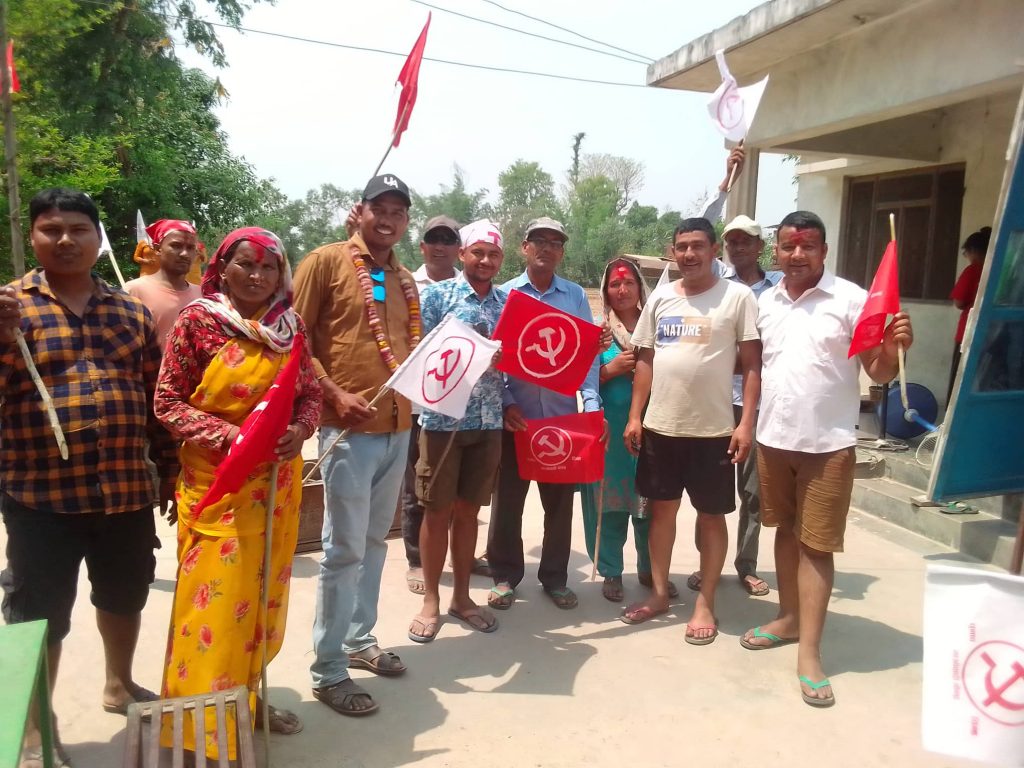 एमालेकि किल्ल उखडके अब्खीर कृष्णपुर ३ मे माओवादी केन्द्रकि जित