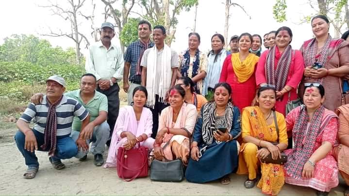 नेपाल राष्ट्रिय शिक्षक संगठन धनगढी नगर समितीले पिक्नीक तथा भेटघाट कार्यक्रम