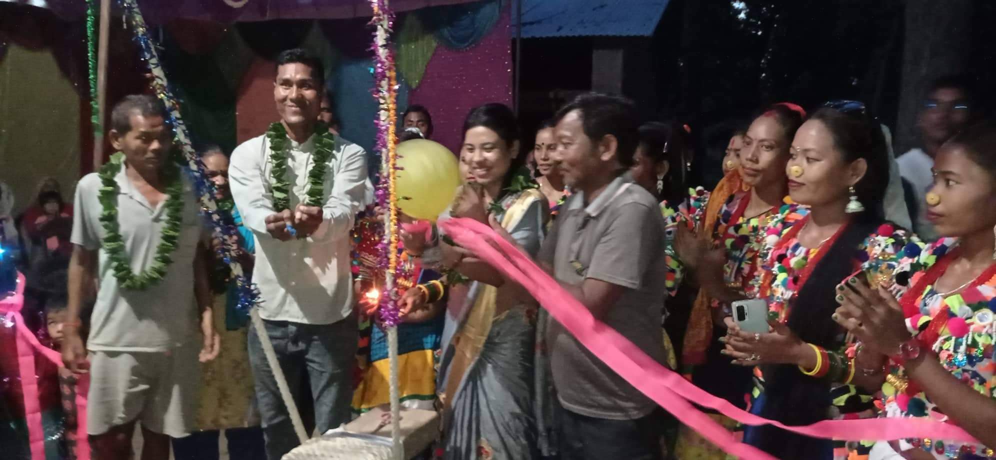 कृष्णपुर र लालझाडीमा भव्यरुपमा सामनको डोला उद्घाट्न