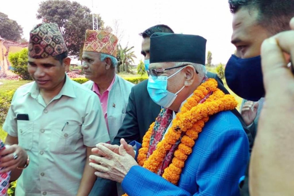 कञ्चनपुरमा संघीय सांसददेखि पूर्वमन्त्रीलाई स्वागत गर्ने