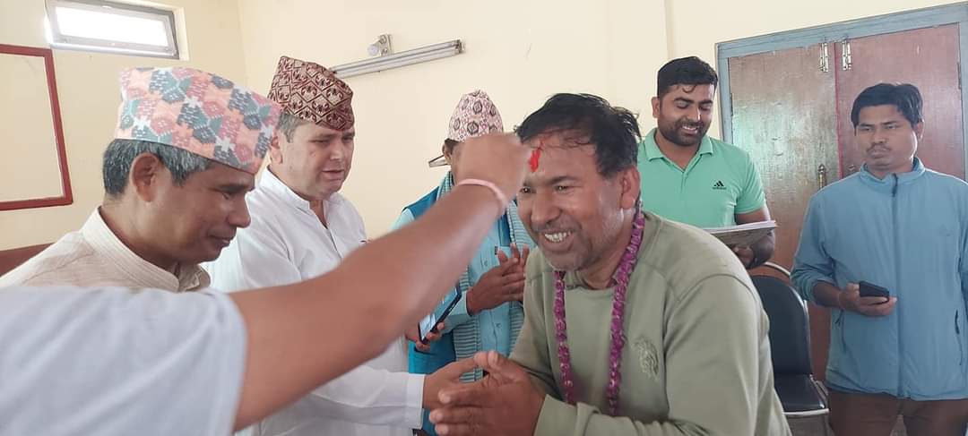 वडा कमिटी पुरै नेकपा एमाले मा समाहित