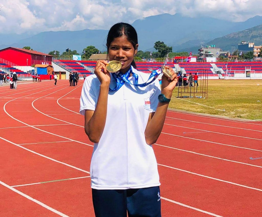 रानाथारु समुदायकि फुलमतीले जितिन २ वटा स्वर्ण