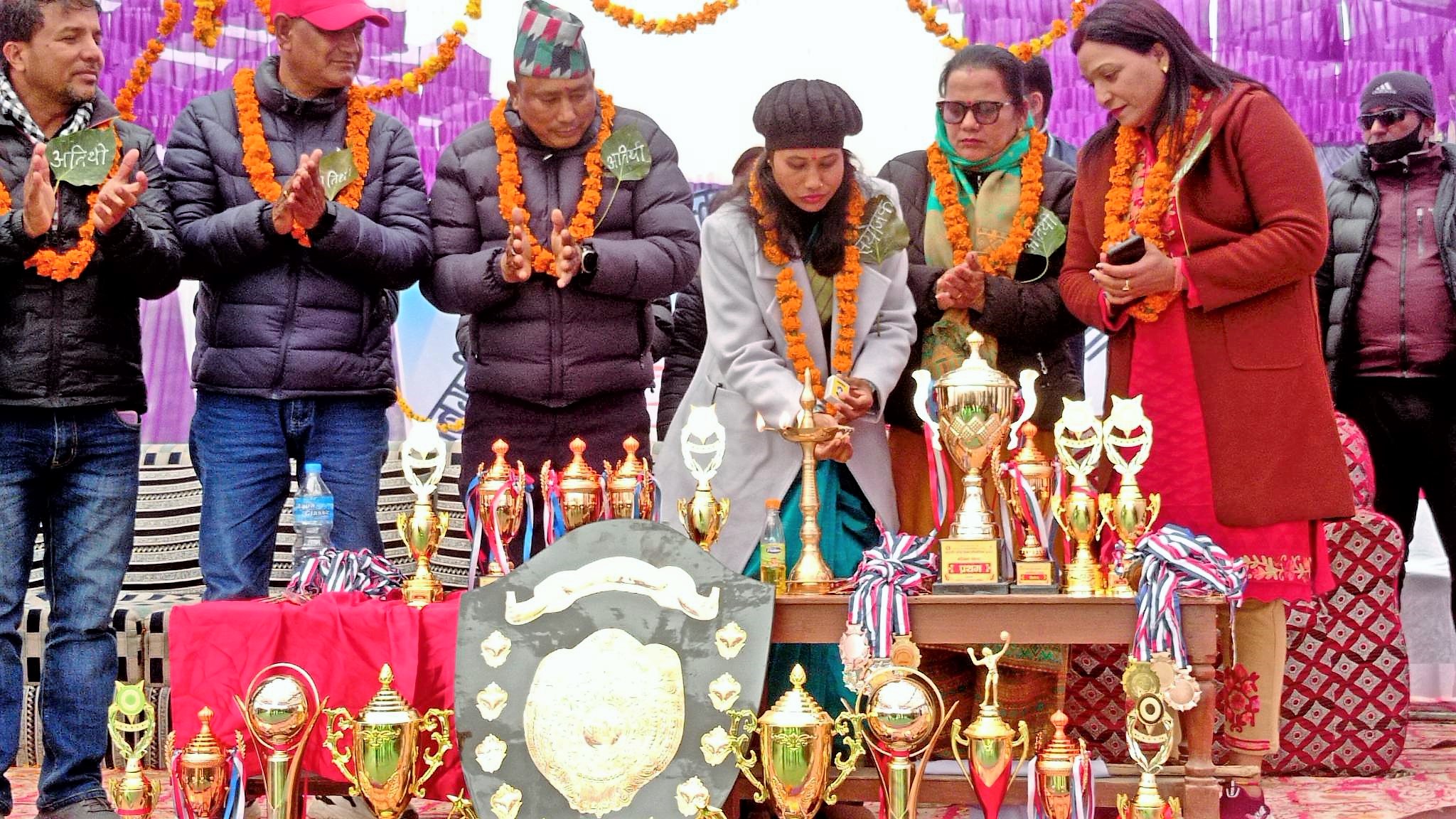 धनगढी नगर स्तरिय राष्ट्रिपति रनिङ शिल्ड प्रतियोगिताको समुदघाटन