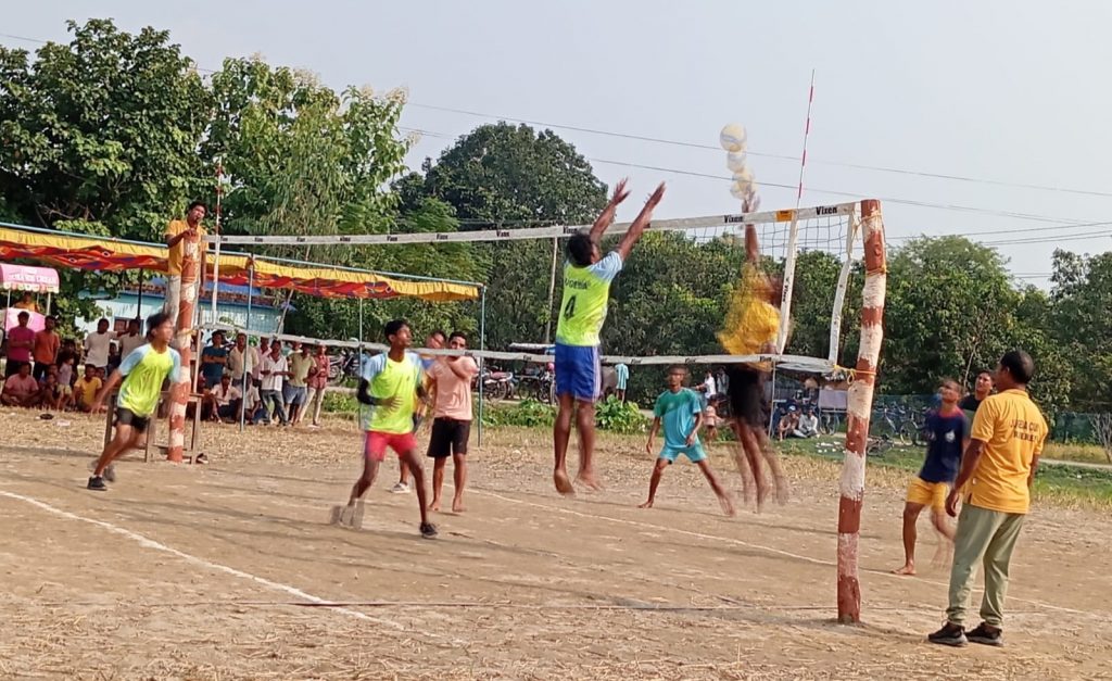 धनगढी उपमहानगरपालिका वडा नं. ७ मा विजयादशमीको उपलक्ष्यमा वडा स्तरीय भलिबल प्रतियोगिता सम्पन्न