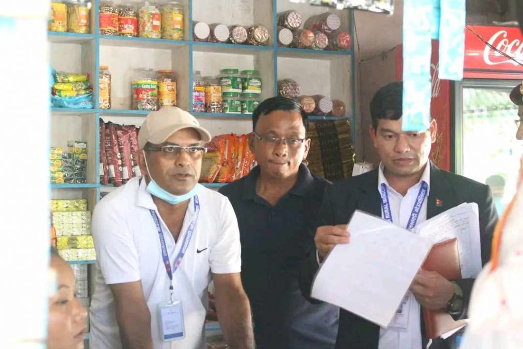 लालझाडी गाउँपालिकामा बजार अनुगमन