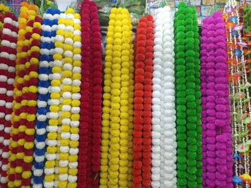 धनगढीमा प्लास्टिकबाट बनेका फूलमाला बिक्री वितरण तथा प्रयोग गर्न नपाइने