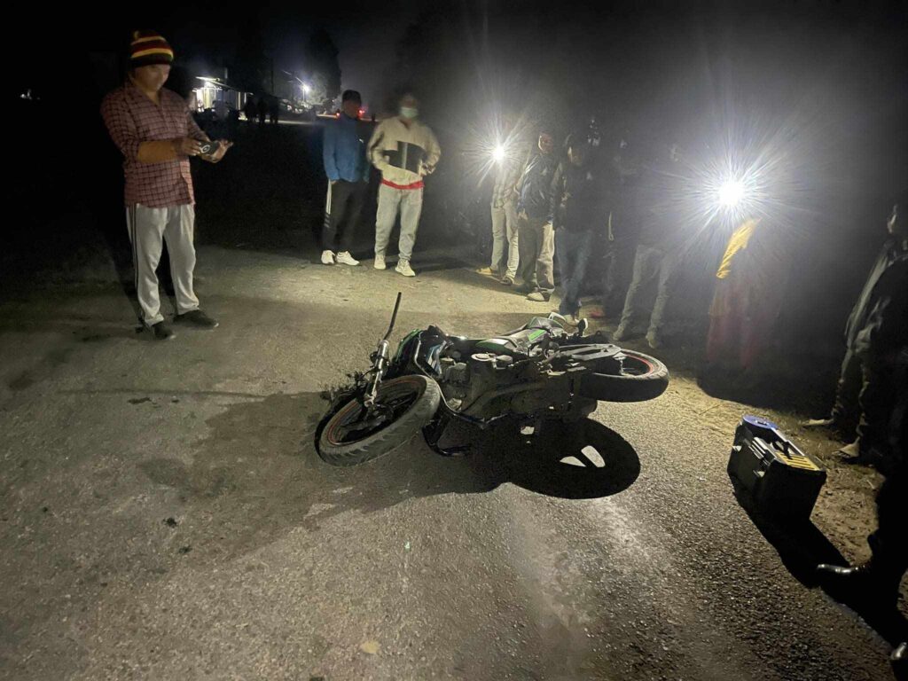 कञ्चनपुरको पुनर्वासमा मोटरसाइकल दुर्घाटनामा एकको मृत्यु र दुुई घाईते