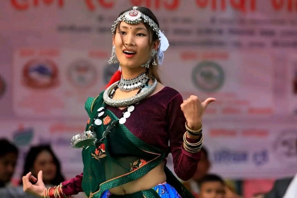 थारु बस्तीमा माघ पर्वको रौनक शुरु