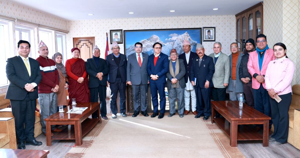 सरकार अन्तरधार्मिक आयोग गठनका लागि सकारात्मक छ , मन्त्री किराती