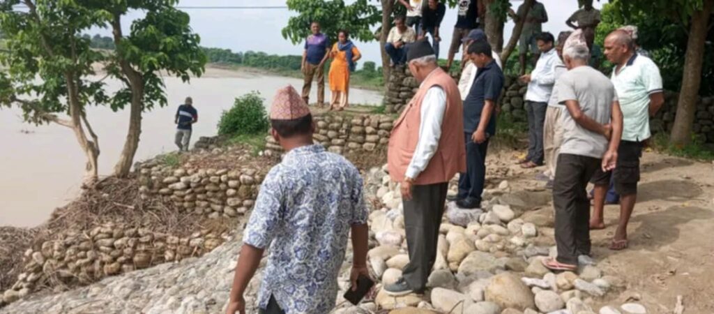 ‘दोदा नदीको दुःख, मन्त्रीज्यू हामीले कहिले पाउछौँ सुख’