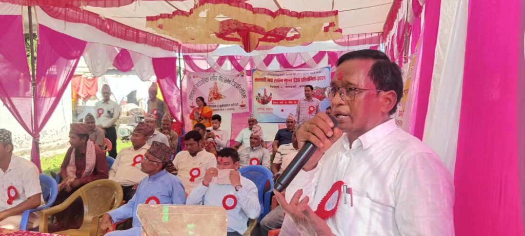 लालझाडीमा पालिका स्तरीय गौरा विशेष देउडा प्रतियोगिता सुरु