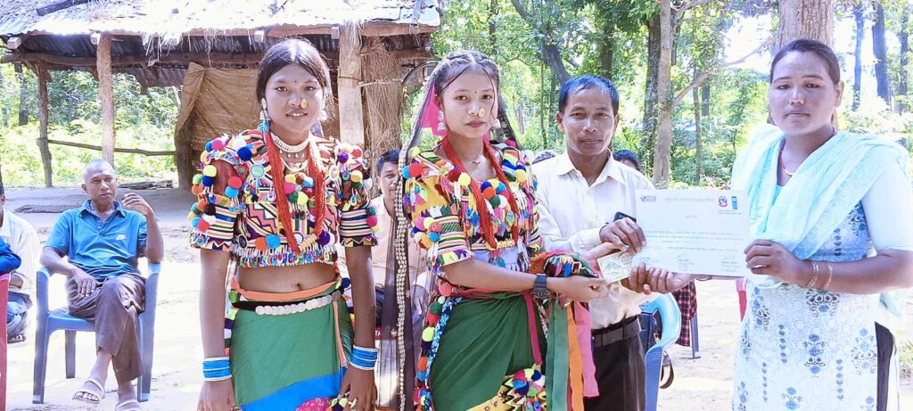 MPDS संस्था द्वारा लालझाडी २ कञ्ज मा समुदाय स्तरमा आयोजित जनचेतना मुलक राना थारु गीत प्रतियोगिता सम्पन्न