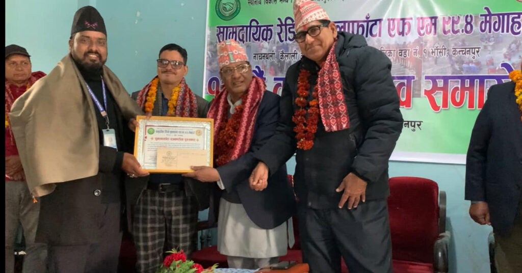 शुक्लाफाँटा पत्रकारिता पुरस्कार पत्रकार सुजितलाई