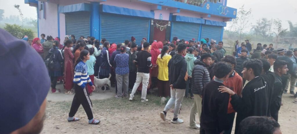 बोडिङ्ग स्कुलको बसको ठक्करले नाबालको मृत्यु