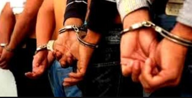 लागुऔषधसहित धनगढीका दुई युवक पक्राउ