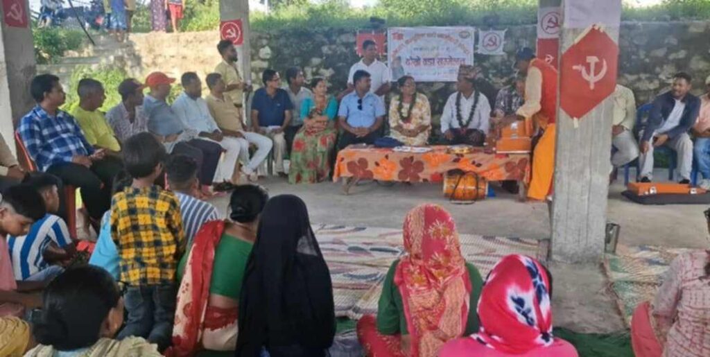 माओवादी केन्द्र भीमदत्त नगर ५को  सम्मेलन, अध्यक्षमा तिरुवा 