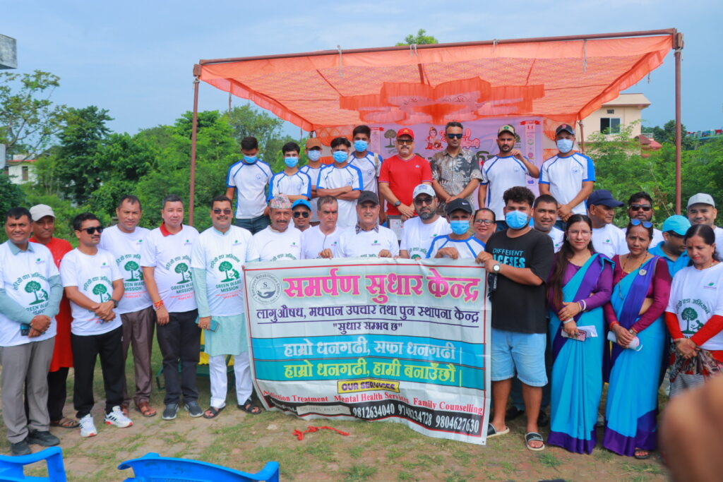 धनगढी-५ द्वारा ‘हरियो वडा अभियान’ अन्तर्गत १५ हजार बिरुवा वितरण