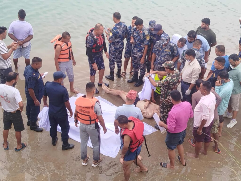 कैलालीको खुटिया खोलामा डुबेर धनगढीका ३ किशोरको मृत्यु, १ बेपत्ता