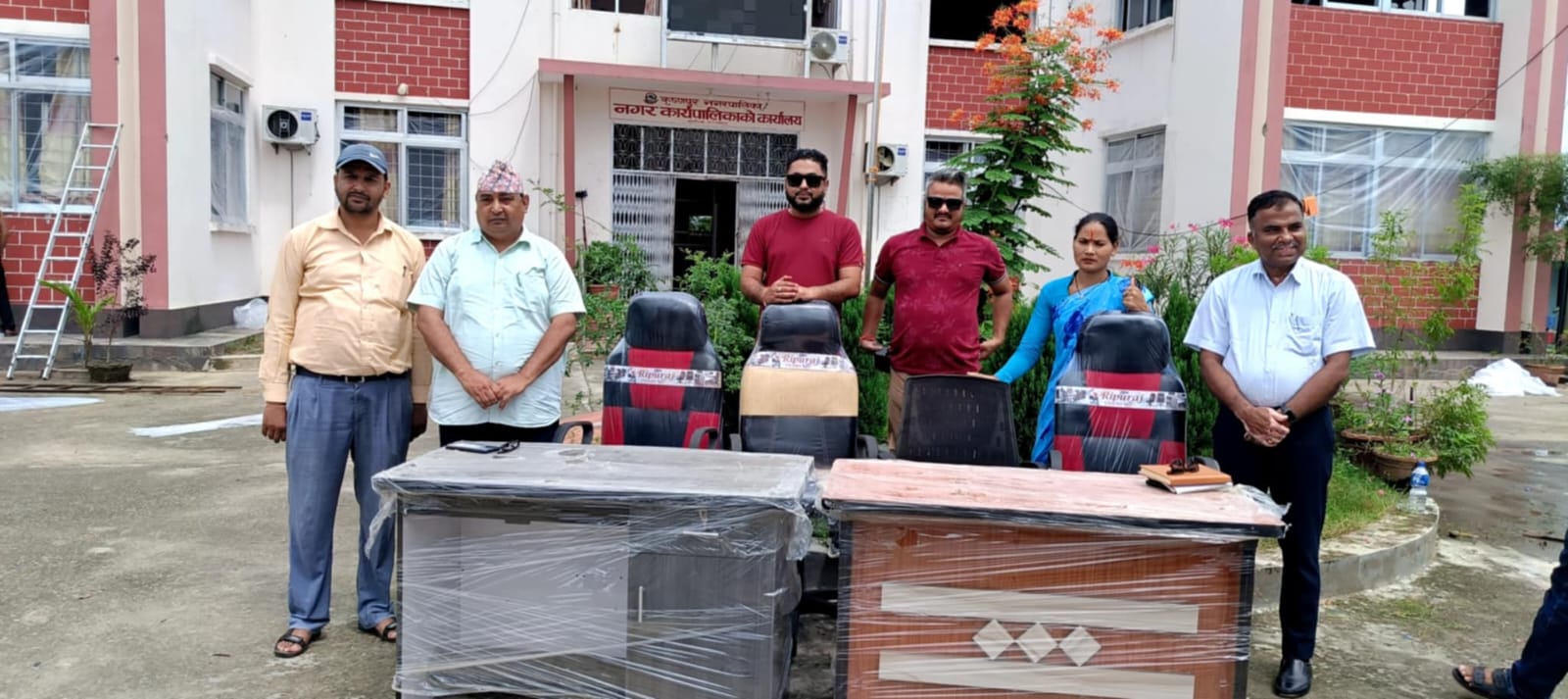 कृष्णपुर नगरपालिकामा सामुदायिक वन उपभोक्ता समितीद्वारा सहयोग