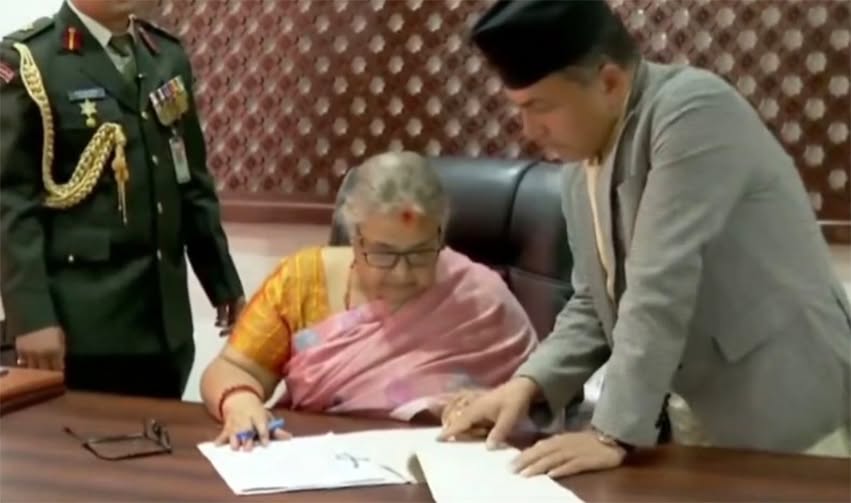 ‘फेक अकाउन्टु खुल्न थालेपछि प्रधानमन्त्रीको आधिकारिक फेसबुक अकाउन्ट नै गायब ?