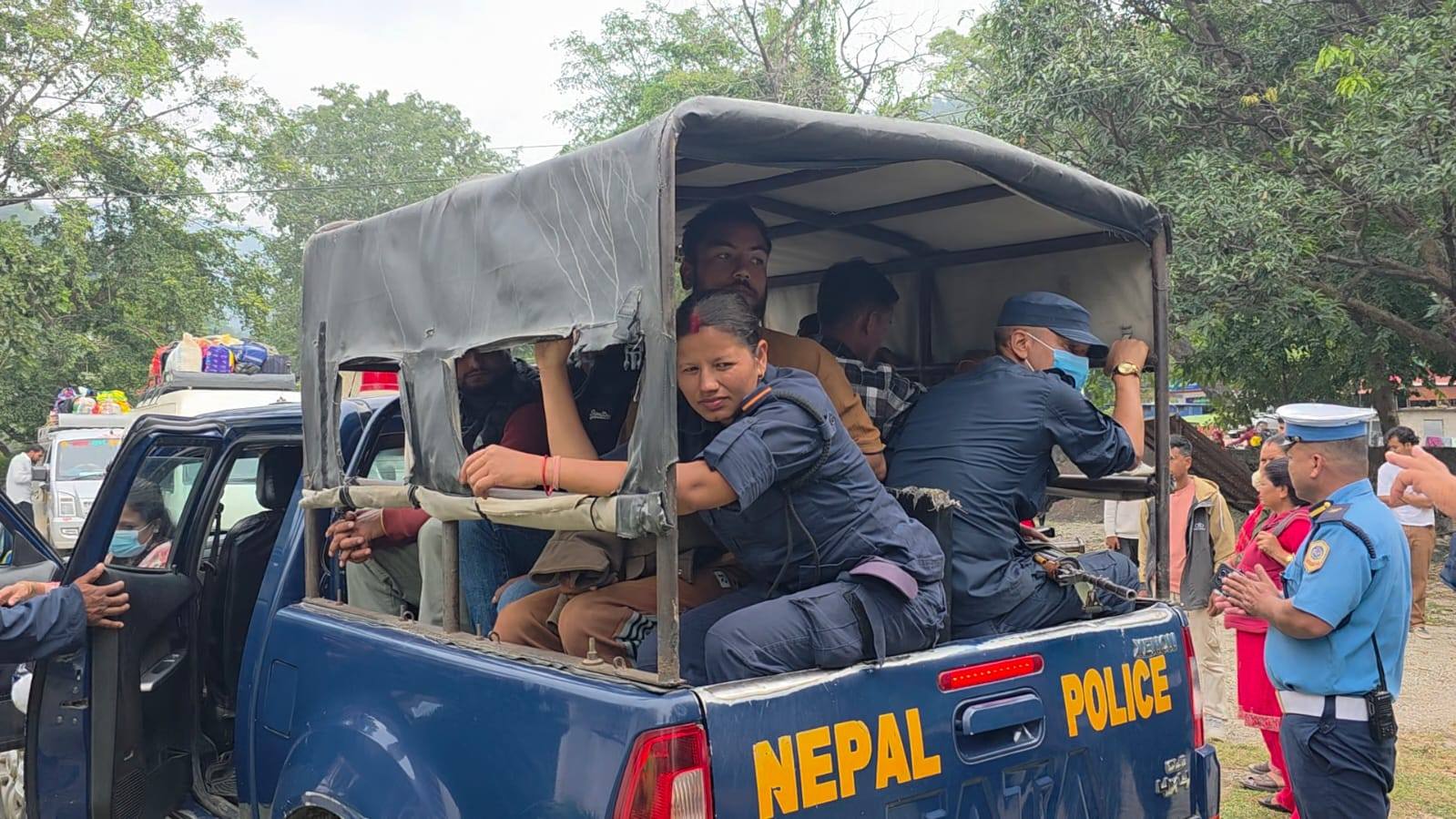 कैलालीमा लागूऔषध सेवन गरी सवारी चलाउने ६ चालक पक्राउ