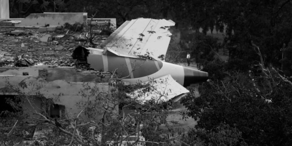 केन्यामा विमान दुर्घटना, १२ जनाको मृत्यु