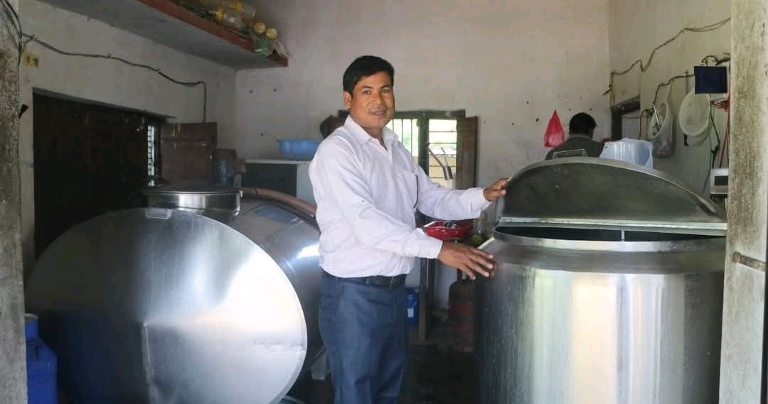 गाउँमै डेरी उद्योगको नयाँ उदाहरण : शिवचरण रानाको सफल यात्रा