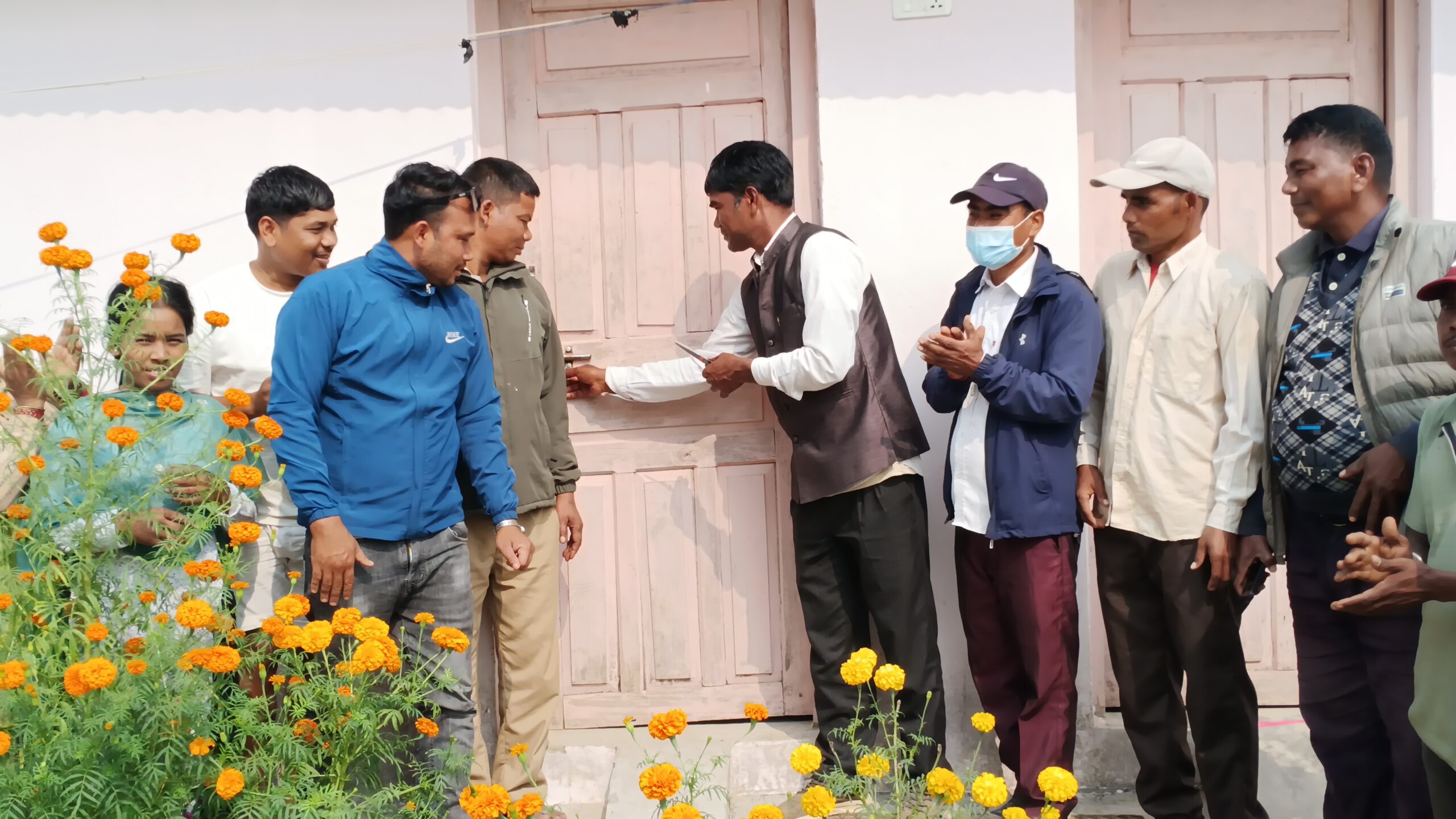 लालझाडी–४ मा डाङ्गजाई रानाथारु सामुदायिक होमस्टे को उद्दघाटन