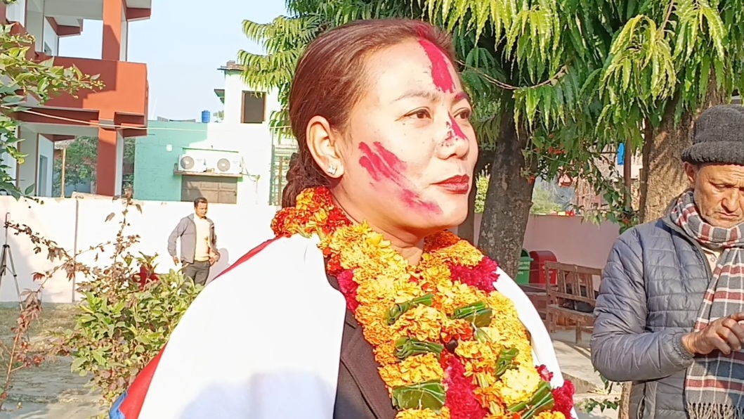 म यसै माटोकी छोरी हुँ : बिना मगर