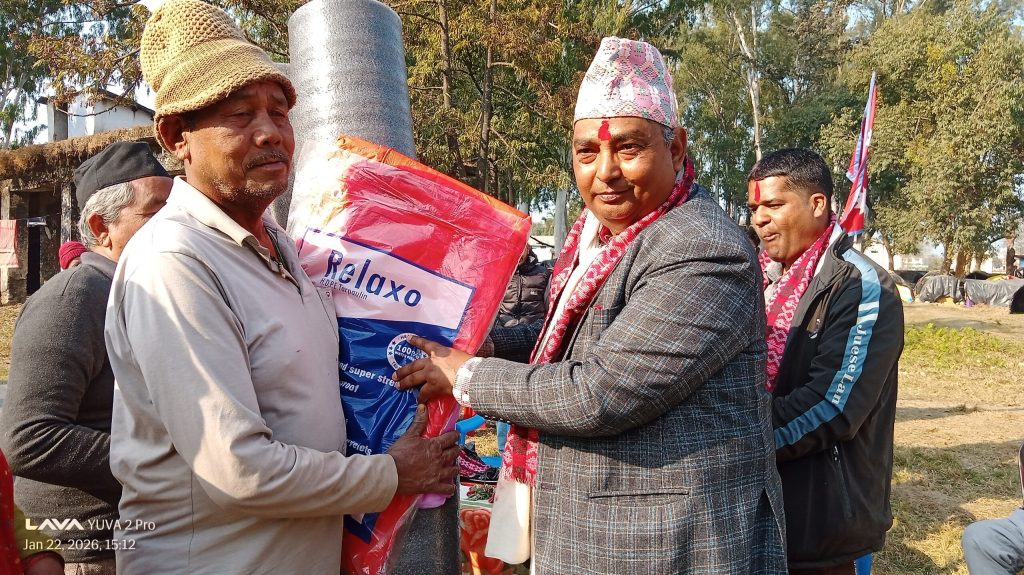 आरक्ष पीडितको समस्या समाधानमा नगर प्रमुख ओझा सक्रियता, राहत वितरण कार्यक्रम सम्पन्न