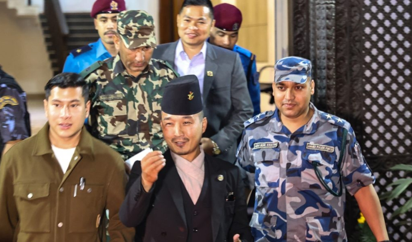 गृहमन्त्रीको चेतावनी: ‘राज्यको स्रोत दुरुपयोग गर्ने विरुद्धको कारबाही रोकिँदैन’