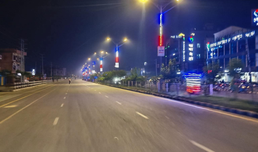 अत्यधिक गर्मी र विद्युत लोड बढेपछि धनगढीमा राति १० बजेपछि सडक बत्ती बन्द गरिने