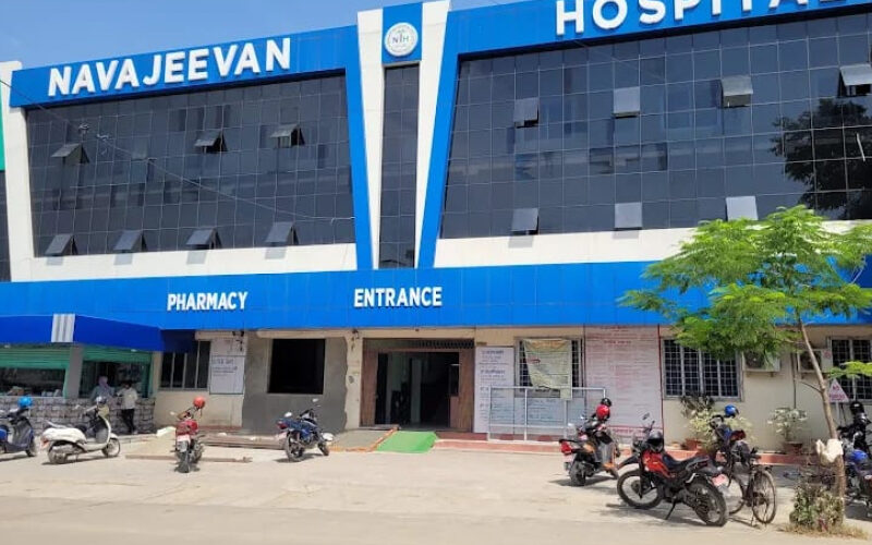 नवजीवन अस्पतालले दसैँमा निःशुल्क बस चलाउने